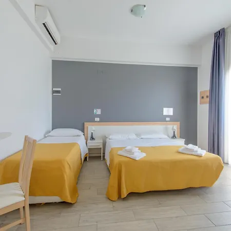 Hotel Nautic 3*