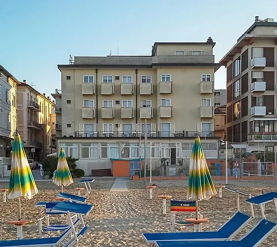 Nautic 3* ريميني